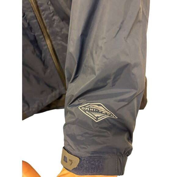 Columbia Titanium Omni-Tech Hiking Outdoors Jacket Medium - Picture 3 of 6